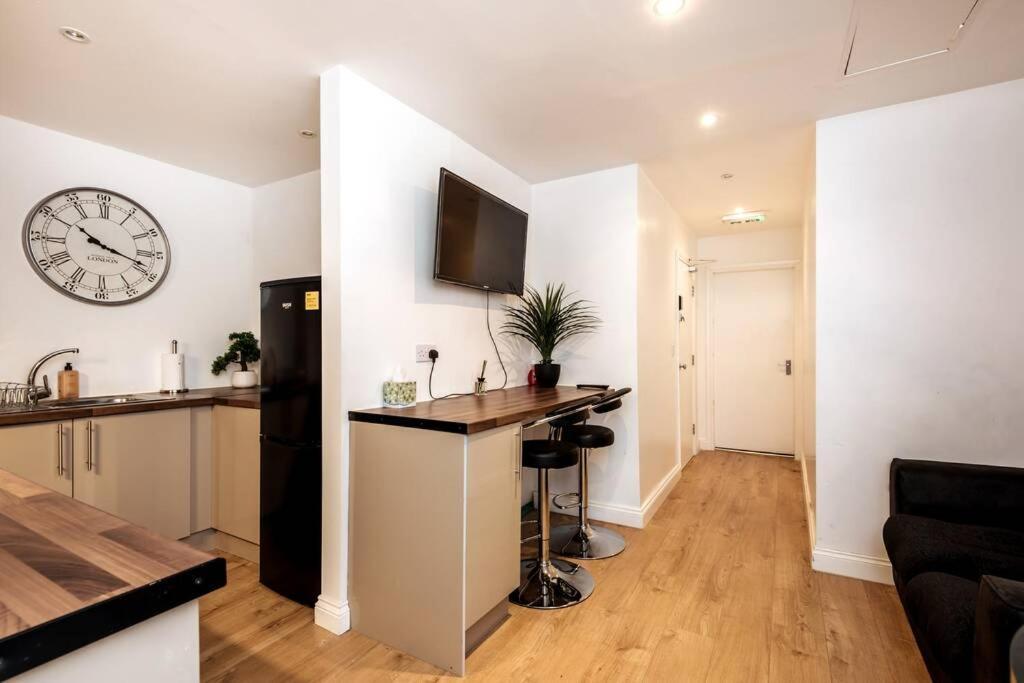 Liverpool City Centre - Fabulous 3 En-Suite Bedrooms - Sleeps 10 People Exterior foto